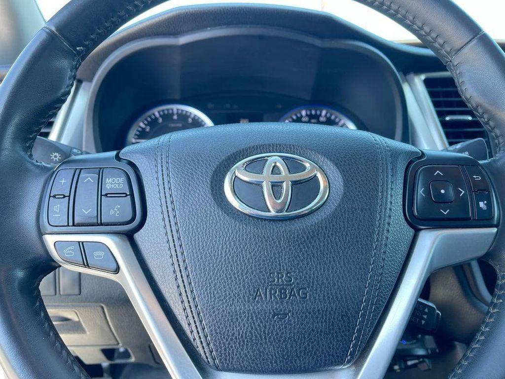 used 2016 Toyota Highlander car, priced at $16,995