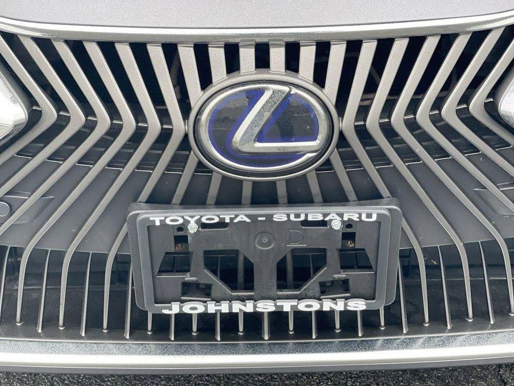 used 2019 Lexus ES 300h car, priced at $29,995