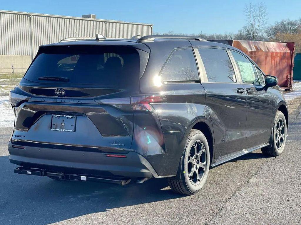new 2026 Toyota Sienna car, priced at $52,555