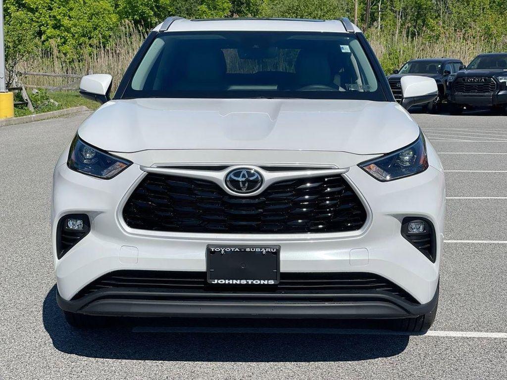 used 2026 Toyota Highlander Hybrid car, priced at $54,611
