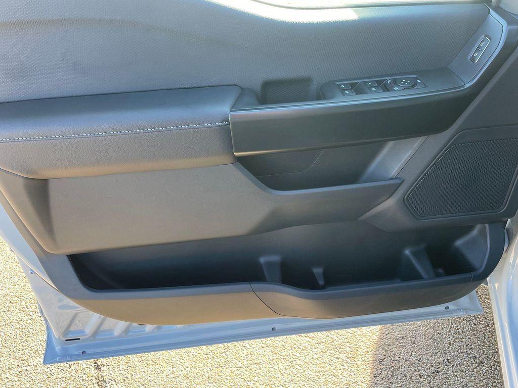 new 2026 Ford F-150 car, priced at $48,560