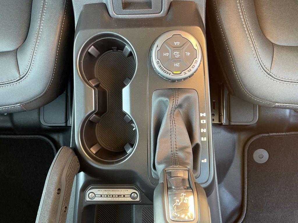 new 2025 Ford Bronco car, priced at $52,717