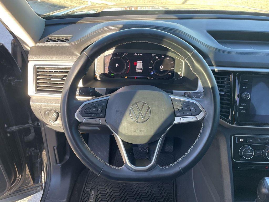 used 2022 Volkswagen Atlas car, priced at $25,684