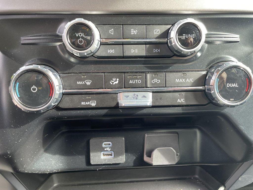 used 2024 Ford F-150 car, priced at $42,686