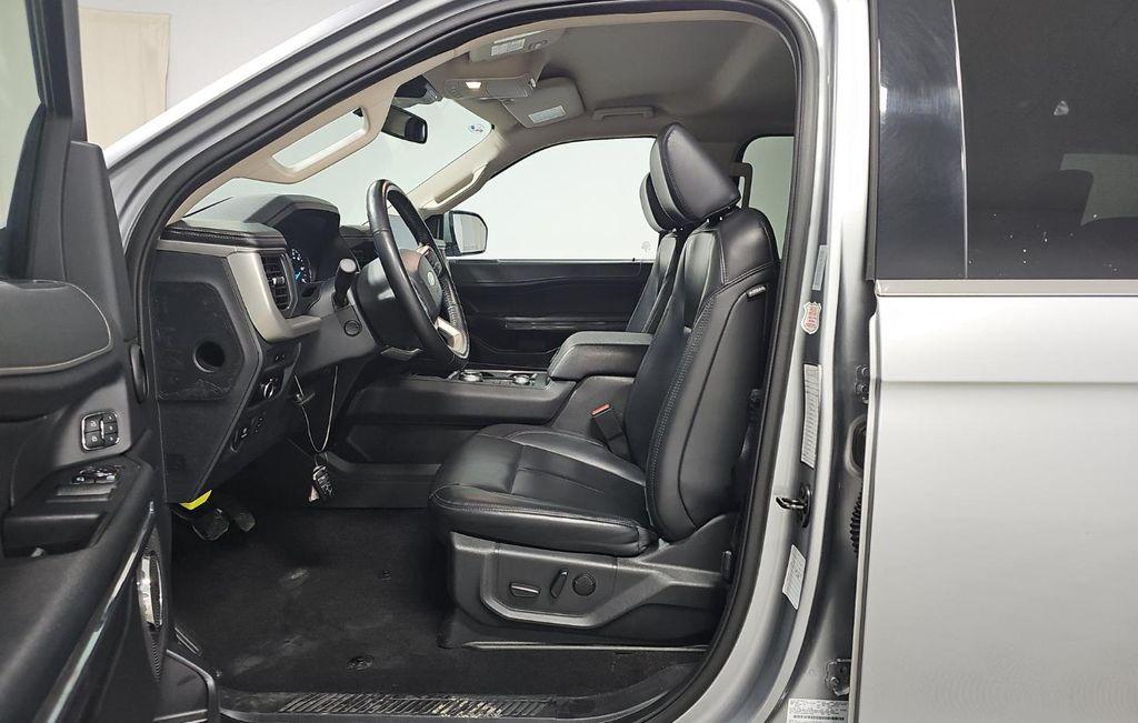 used 2024 Ford Expedition car, priced at $43,995