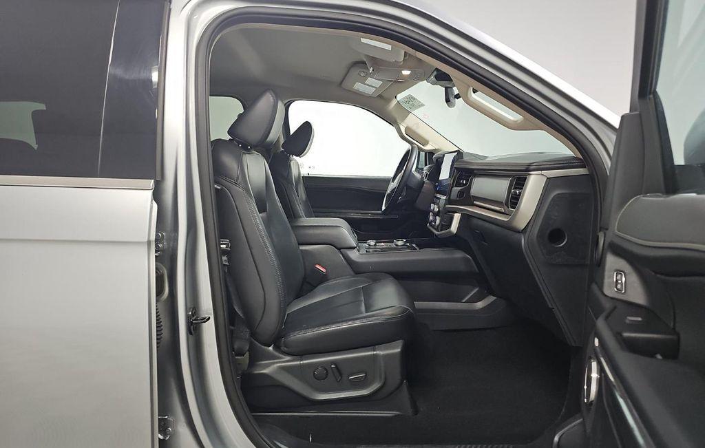 used 2024 Ford Expedition car, priced at $43,995