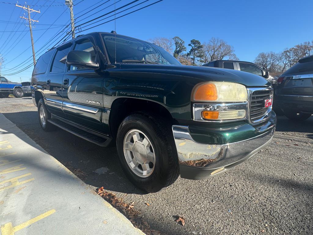 used 2004 GMC Yukon XL car, priced at $8,995