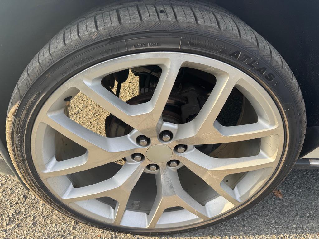 used 2015 Cadillac Escalade ESV car, priced at $26,900