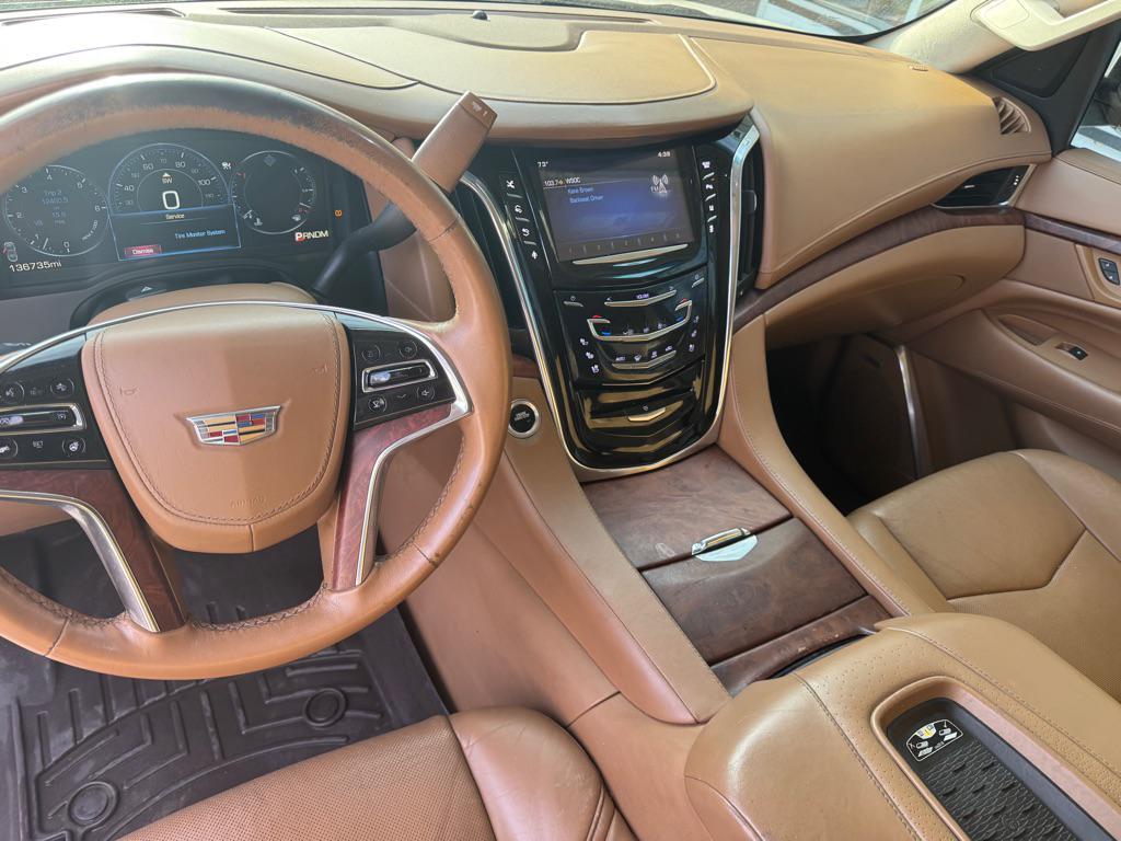 used 2015 Cadillac Escalade ESV car, priced at $26,900