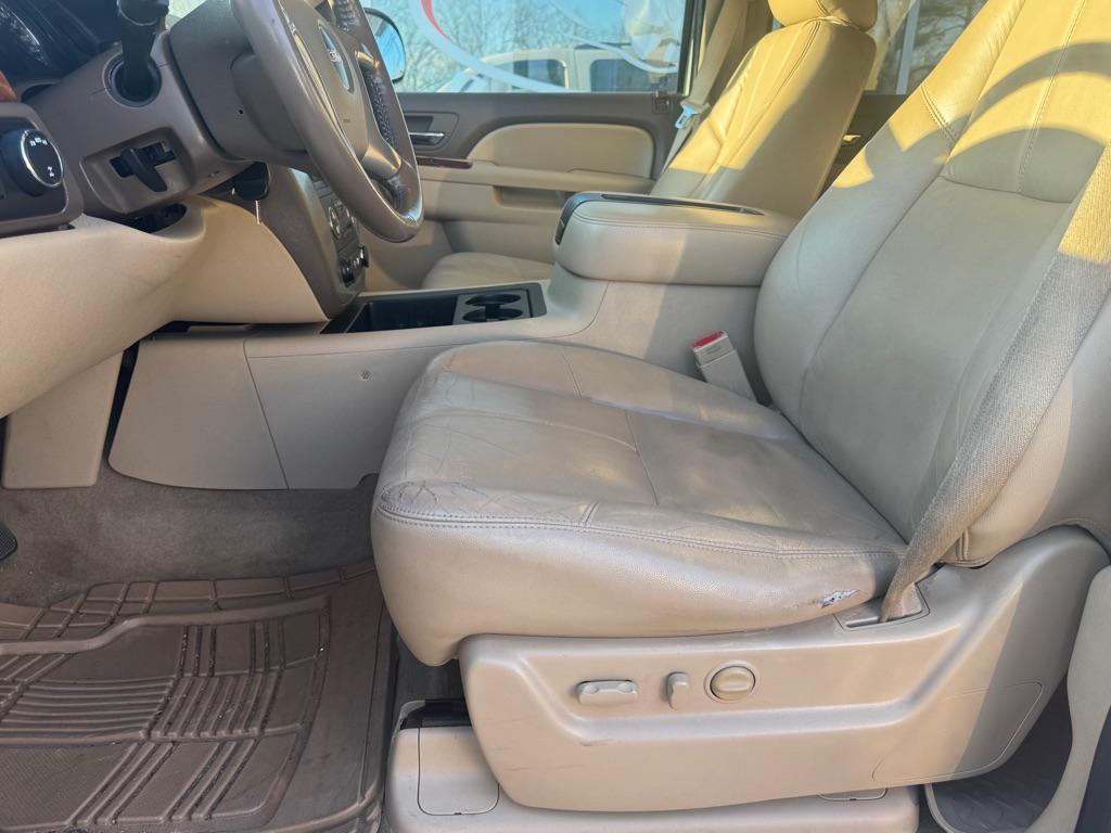 used 2012 GMC Yukon car, priced at $18,995