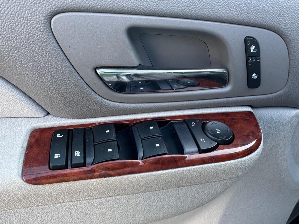 used 2013 GMC Yukon XL car, priced at $18,995