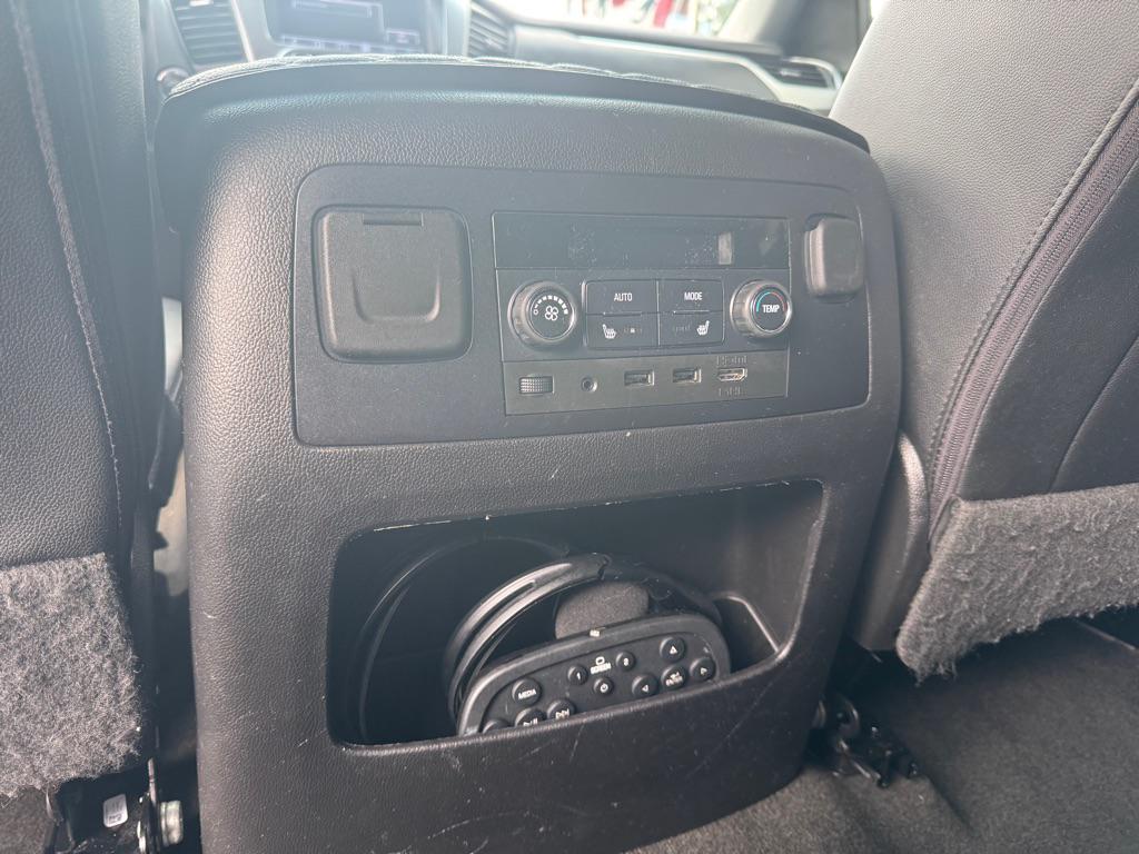 used 2017 Chevrolet Suburban car, priced at $27,800