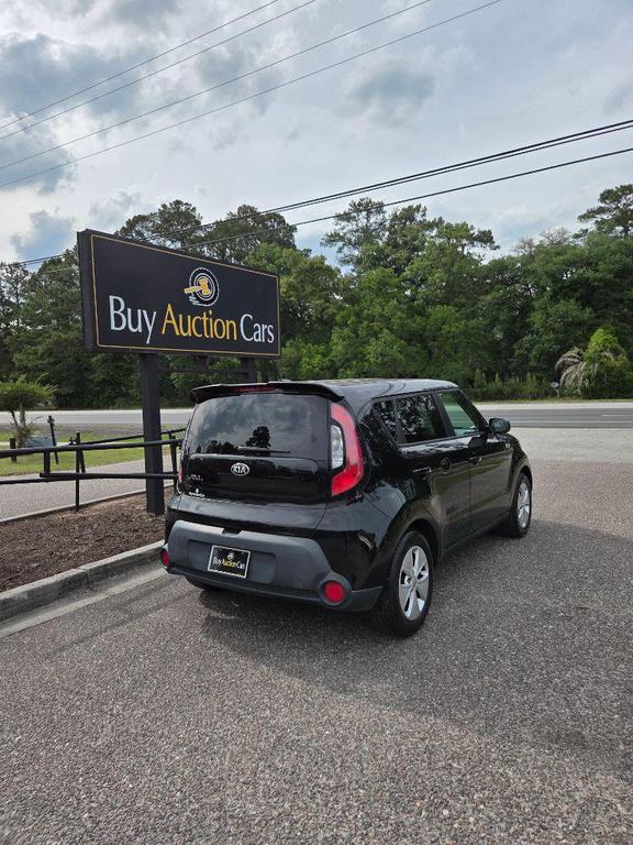used 2015 Kia Soul car, priced at $2,900