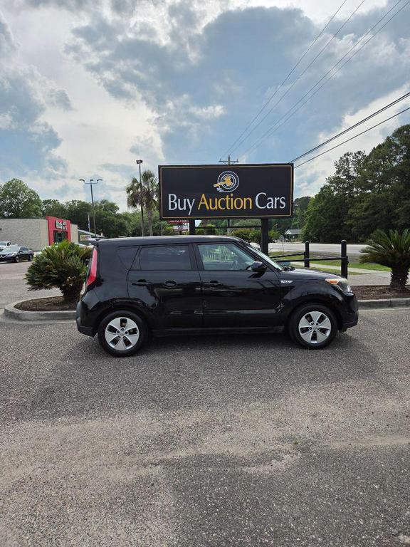 used 2015 Kia Soul car, priced at $2,900