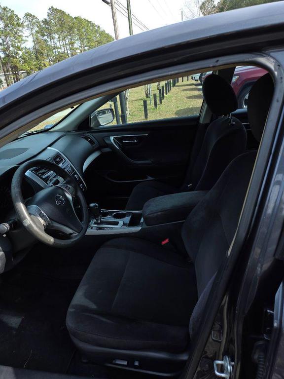 used 2013 Nissan Altima car, priced at $2,800