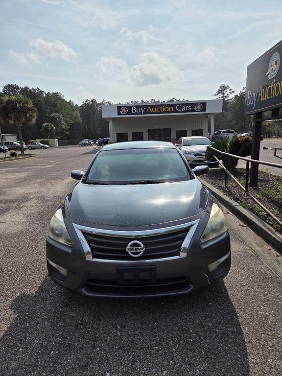 used 2013 Nissan Altima car, priced at $2,800
