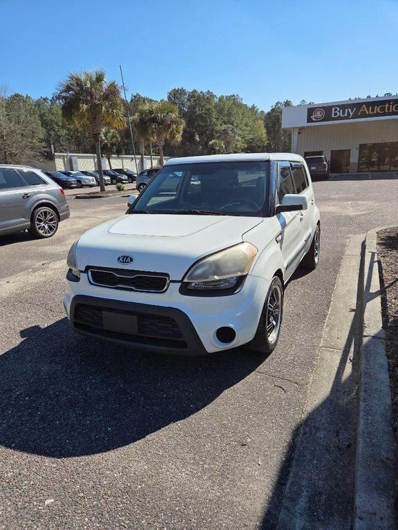 used 2012 Kia Soul car, priced at $2,600