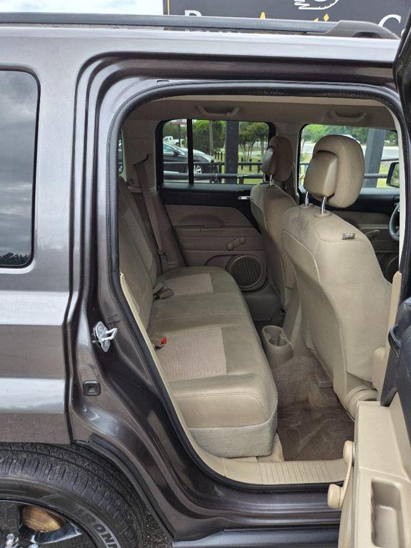 used 2014 Jeep Patriot car, priced at $3,300