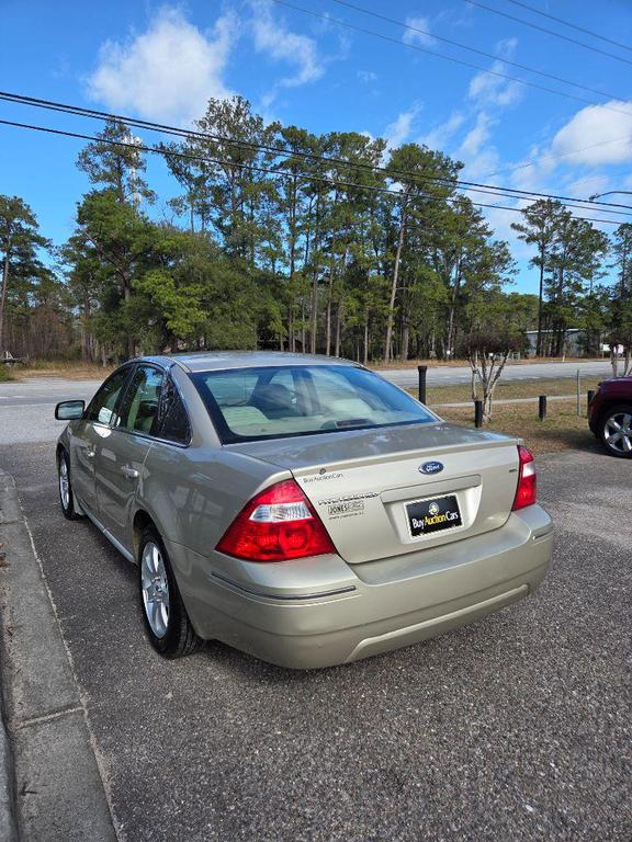 used 2006 Ford Five Hundred car, priced at $1,900