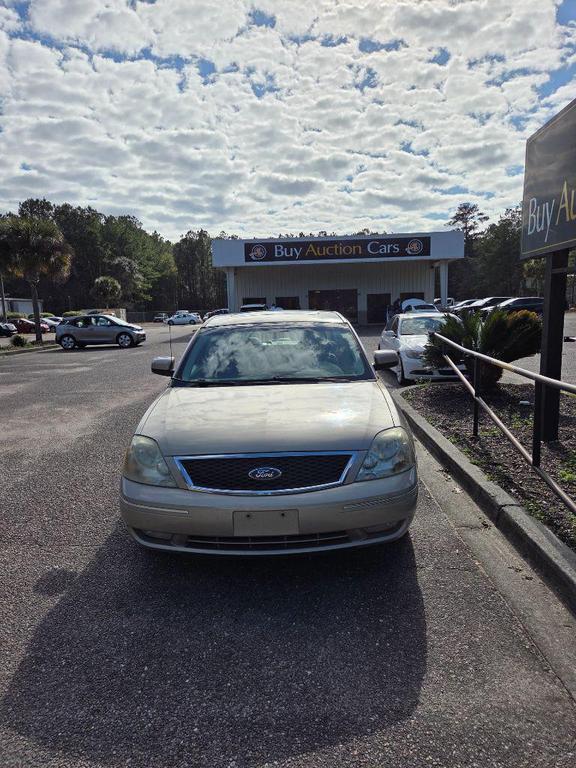 used 2006 Ford Five Hundred car, priced at $1,900