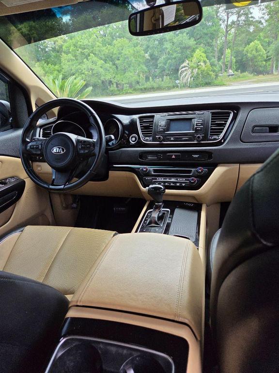 used 2015 Kia Sedona car, priced at $3,900