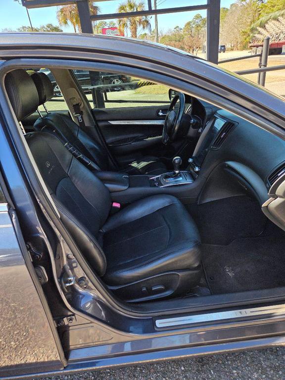 used 2010 INFINITI G37 car, priced at $3,800