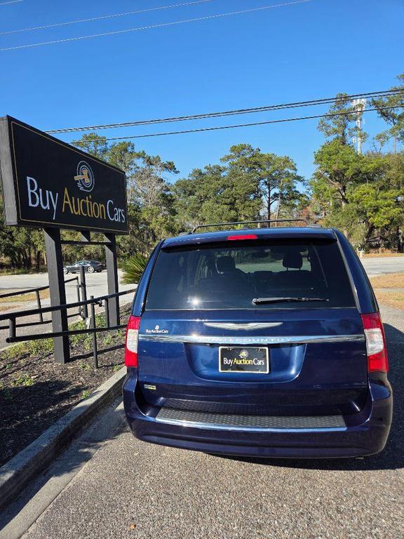 used 2015 Chrysler Town & Country car, priced at $3,900