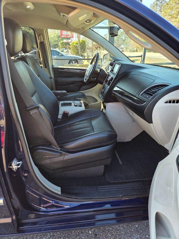 used 2015 Chrysler Town & Country car, priced at $3,900