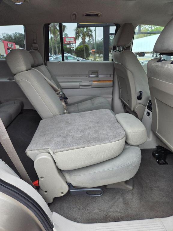 used 2007 Chrysler Aspen car, priced at $1,900