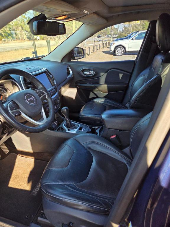 used 2015 Jeep Cherokee car, priced at $4,200