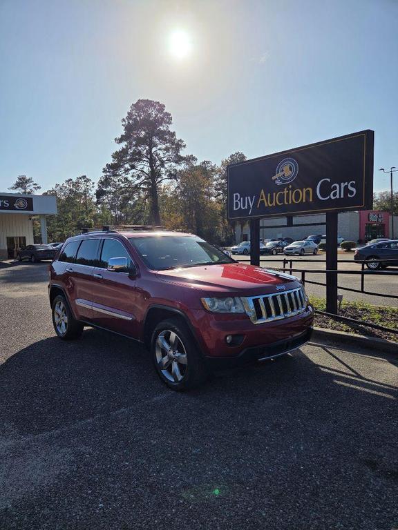 used 2013 Jeep Grand Cherokee car, priced at $3,900