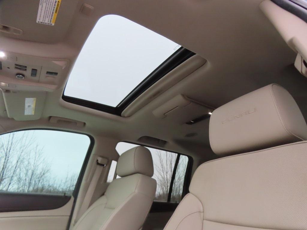 used 2016 GMC Yukon XL car, priced at $24,768