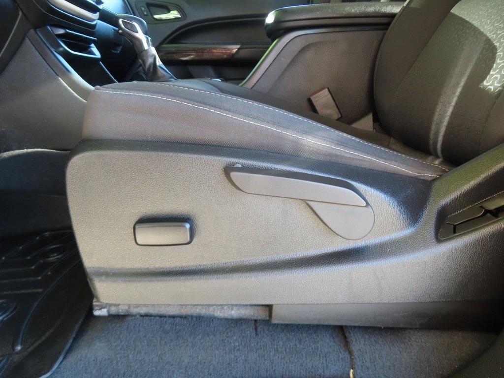 used 2022 GMC Canyon car, priced at $28,899