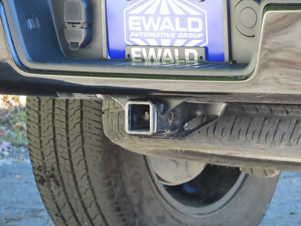 used 2022 GMC Canyon car, priced at $28,899