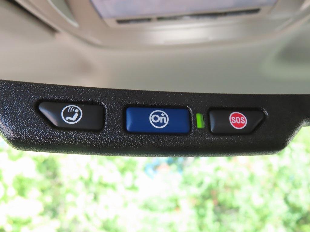 used 2022 GMC Canyon car, priced at $28,899