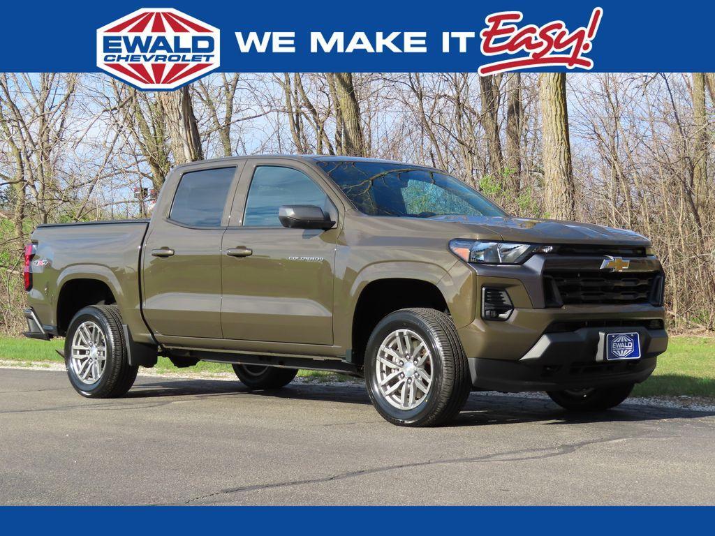 used 2023 Chevrolet Colorado car, priced at $33,008
