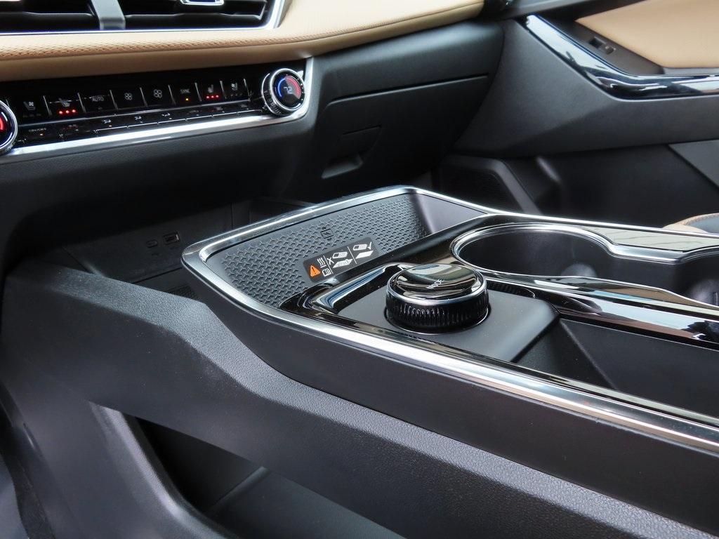 new 2026 Chevrolet Equinox car, priced at $38,585