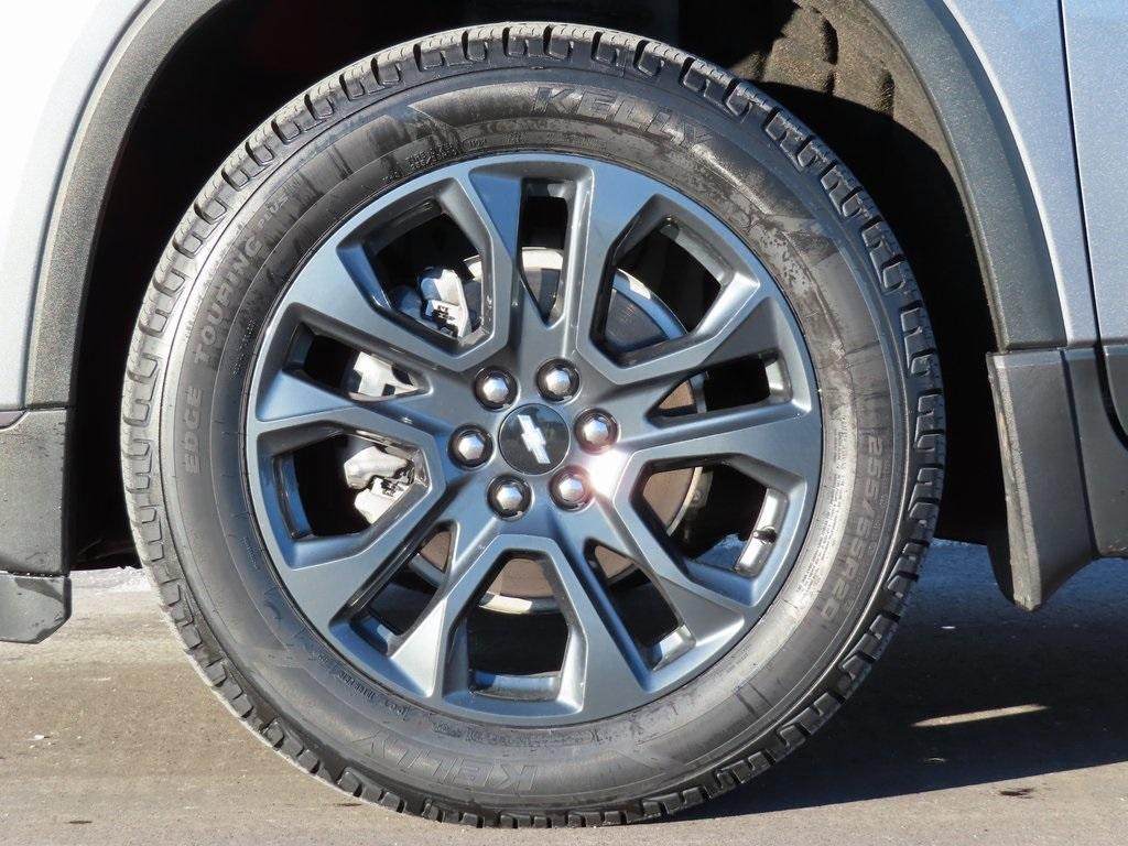 used 2021 Chevrolet Traverse car, priced at $28,877
