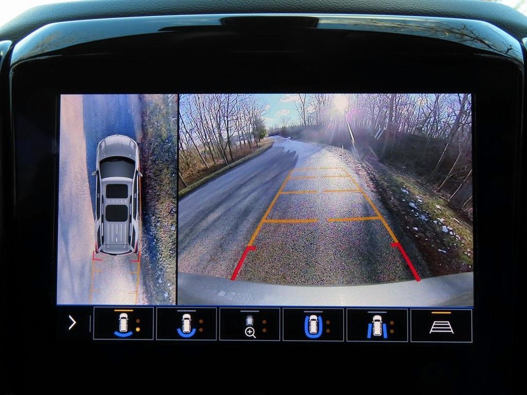 used 2021 Chevrolet Traverse car, priced at $28,877