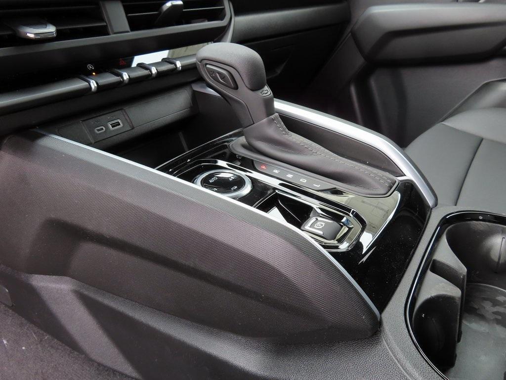 new 2026 Chevrolet Colorado car, priced at $39,925