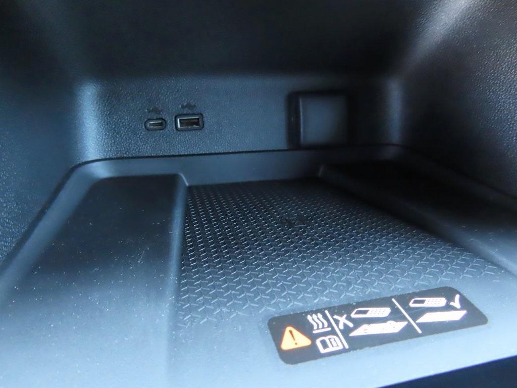 new 2026 Chevrolet Traverse car, priced at $47,755