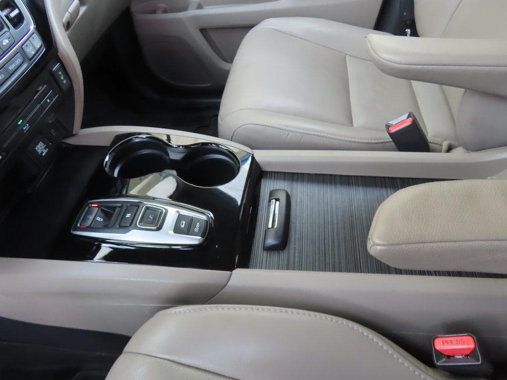 used 2017 Honda Pilot car, priced at $19,900