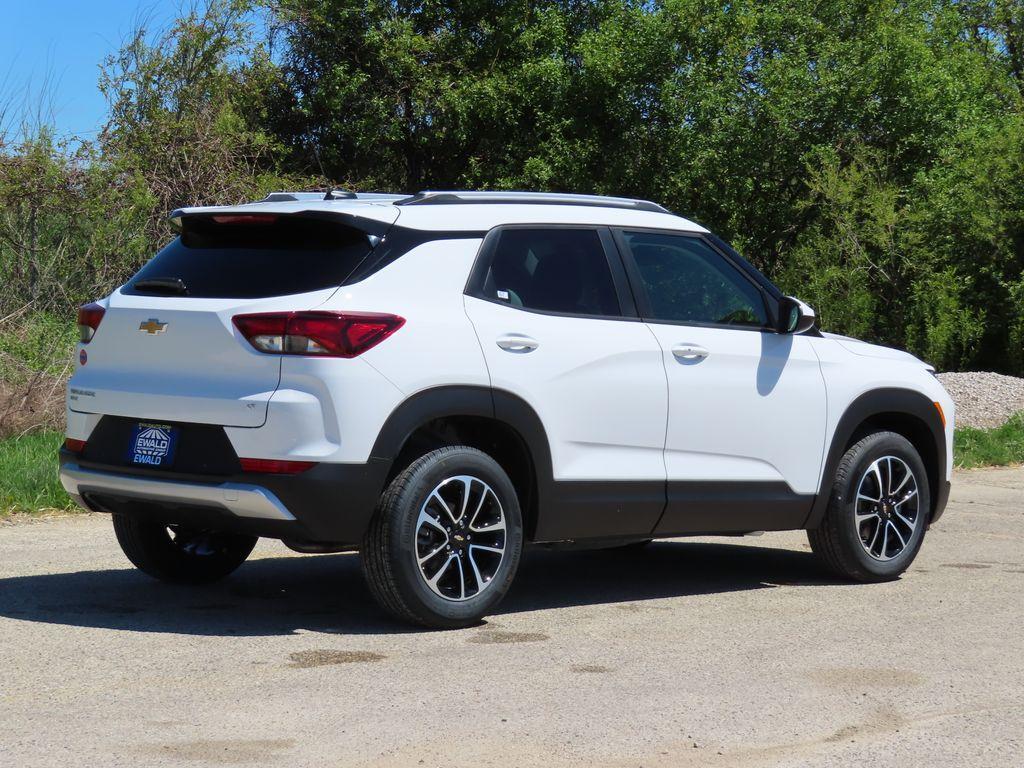 new 2026 Chevrolet TrailBlazer car, priced at $28,178