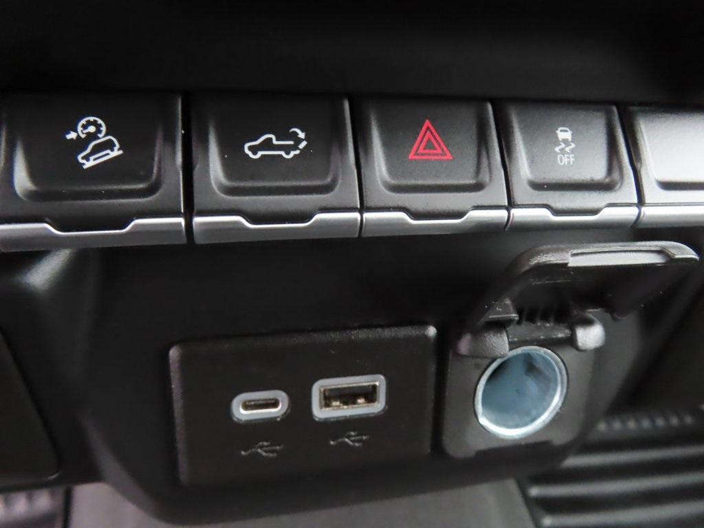 used 2021 Chevrolet Silverado 1500 car, priced at $30,938