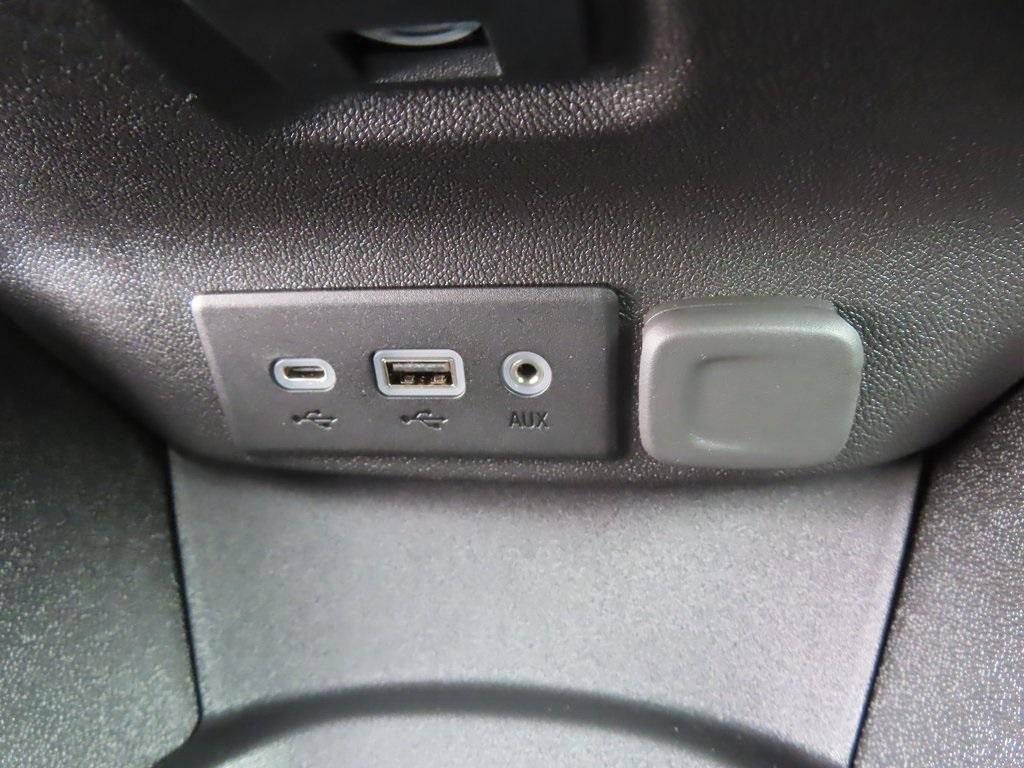 new 2025 Chevrolet Malibu car, priced at $25,531