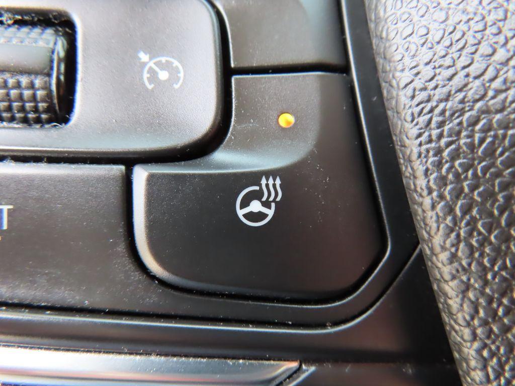 used 2022 Buick Envision car, priced at $21,007