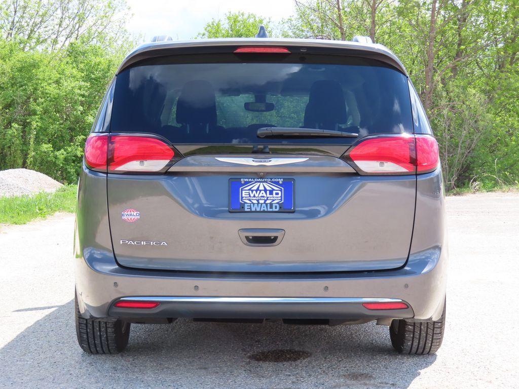 used 2019 Chrysler Pacifica car, priced at $18,157