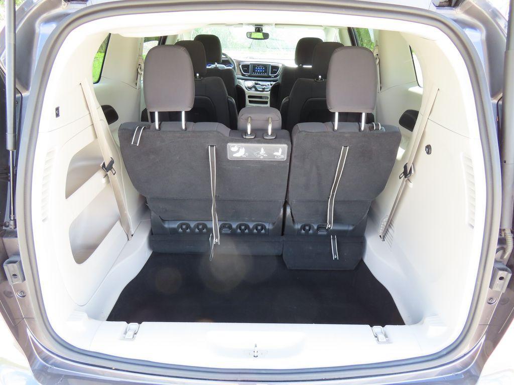 used 2019 Chrysler Pacifica car, priced at $18,157