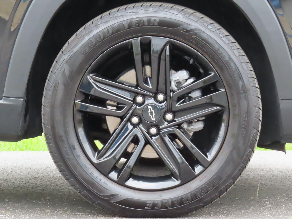 used 2024 Chevrolet Trax car, priced at $23,338