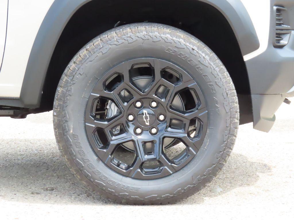 new 2026 Chevrolet Colorado car, priced at $47,826